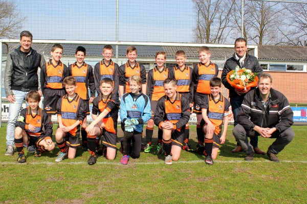 Foto 1 nieuwe tenue D1